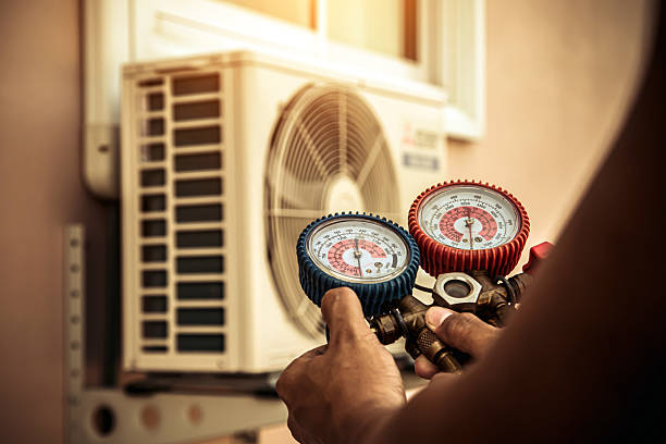 Professional Ac Installation technician working in Pickens, MS